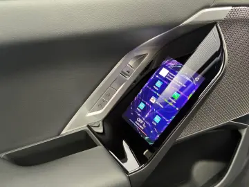 BMW M760 e xDrive  M Aerodynamik Massage Live Cockpi