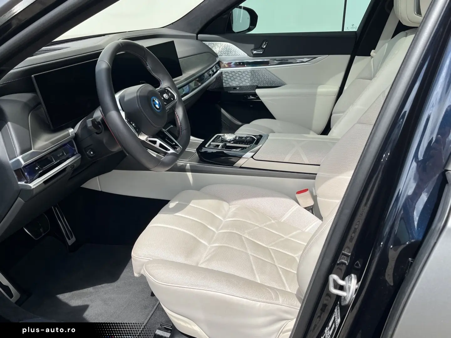 BMW M760e xDrive Limousine Massage B&W Ex. Drive Pro