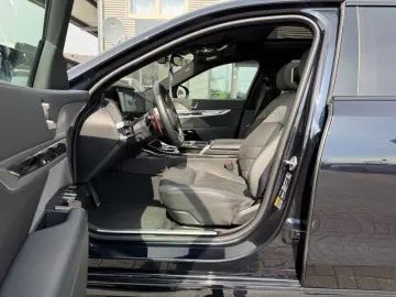 BMW M760 e xDrive  1. Hand  Pano  Massage  Fahrass.