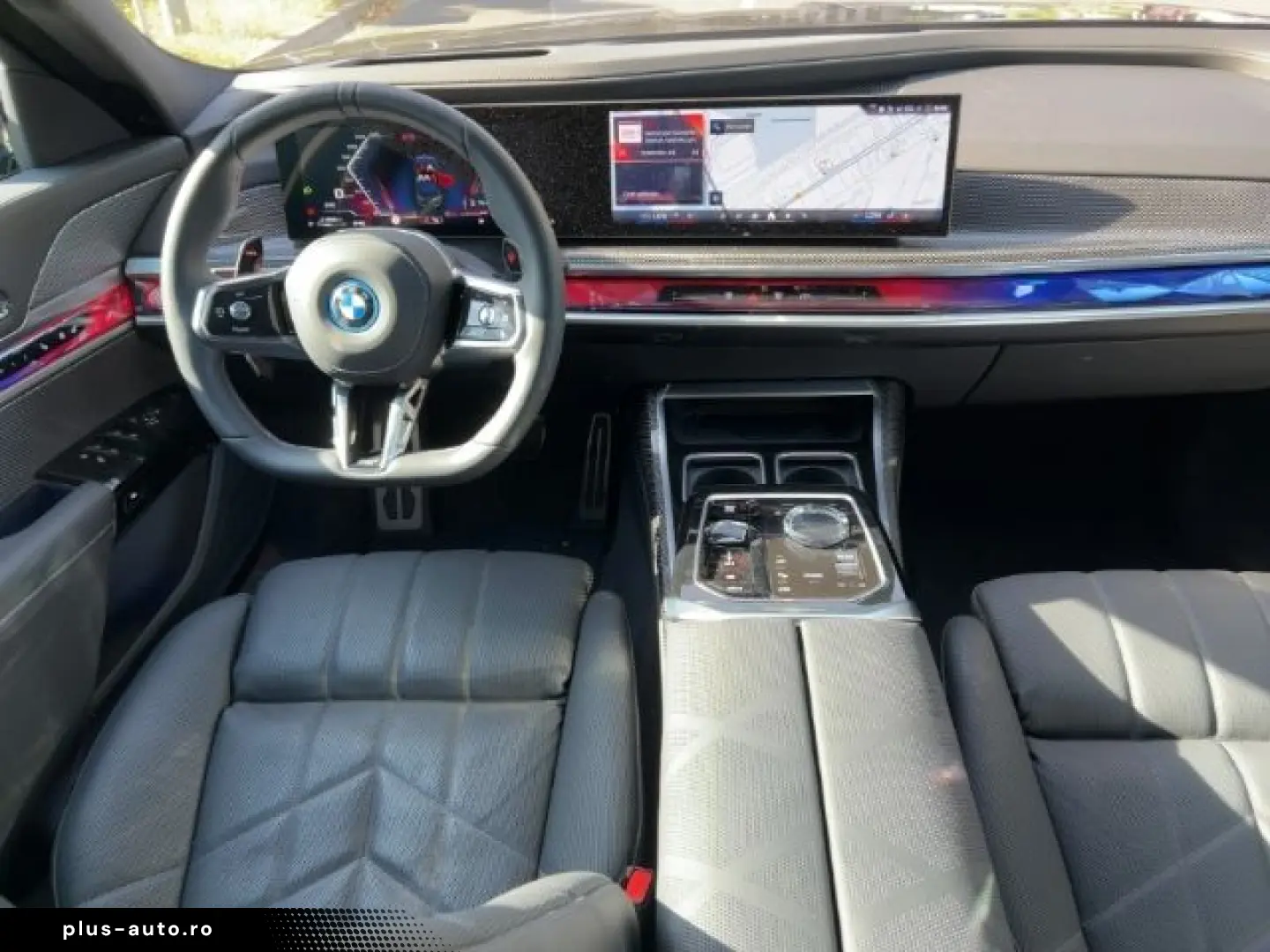 BMW M760 e xDrive Iconic Glow Pano Sky Lounge Massag