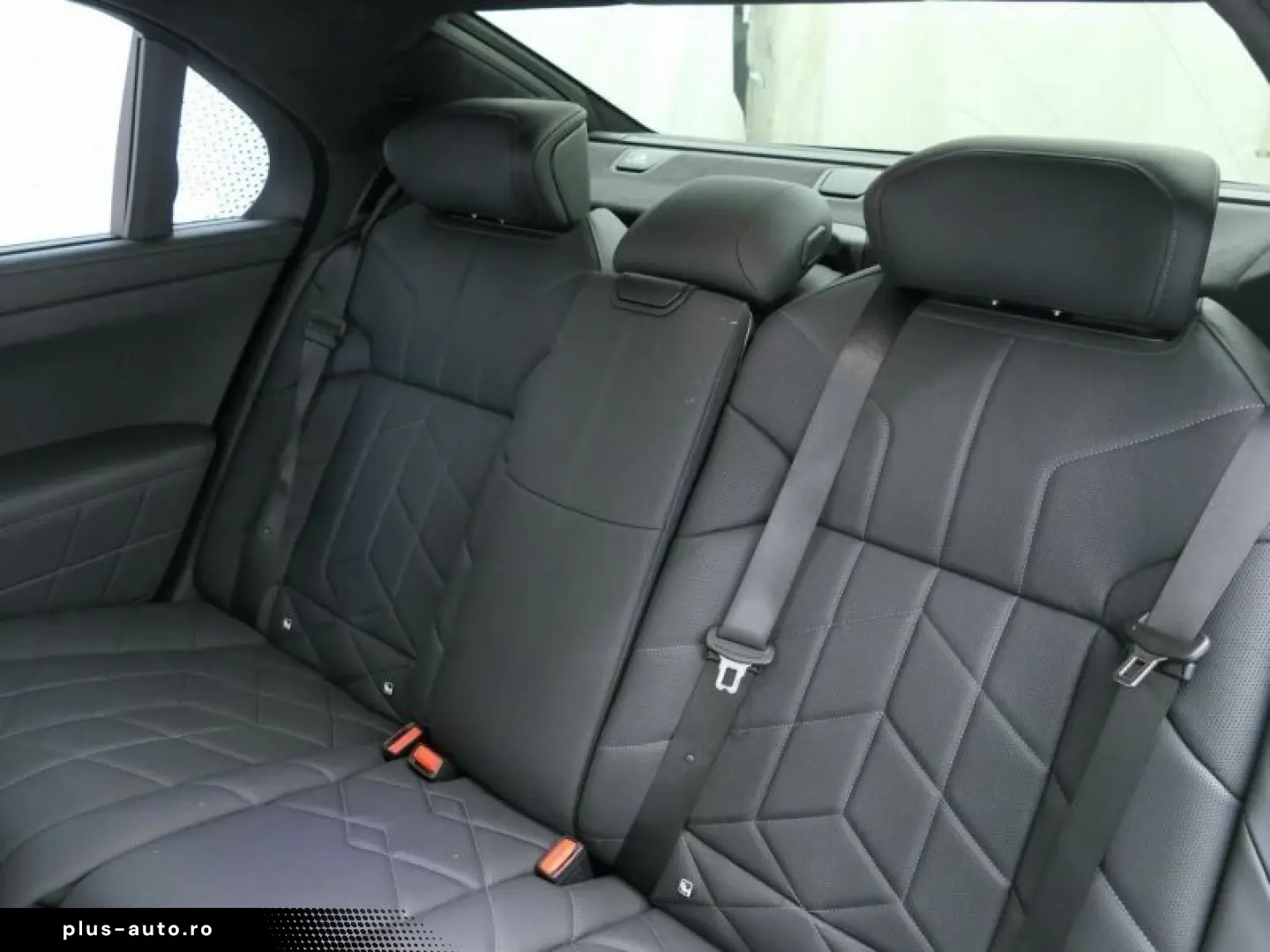 BMW M760e xDr. M Performance Pak. NP 179270.- ACC