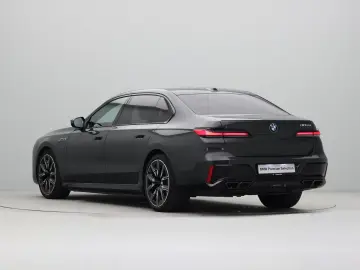 BMW M760 7 Serie M760e xDrive SoH 100%