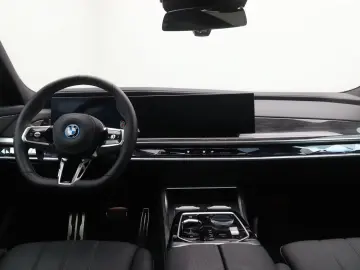 BMW M760 7 Serie M760e xDrive SoH 100%
