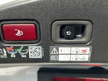 MERCEDES-BENZ CLE 53 AMG DYNAMIC  Driver's DIST…