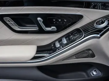 MERCEDES-BENZ S 350 d 4M AMG-LINE PANO SITZKLIMA AIR…