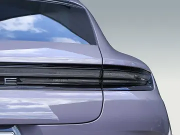 PORSCHE Panamera Turbo E-Hybrid Burmester Nachtsicht