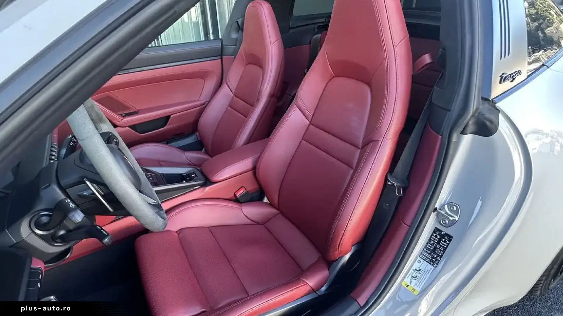 Porsche 911 Targa (992)