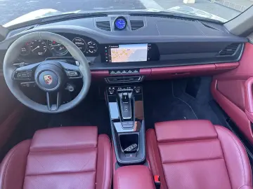 Porsche 911 Targa (992)