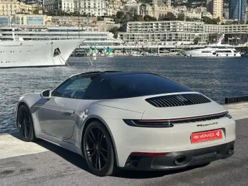 Porsche 911 Targa (992)