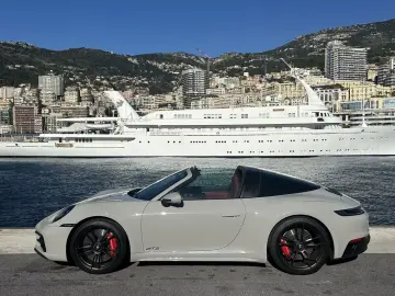 Porsche 911 Targa (992)