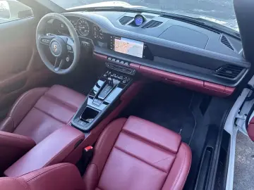 Porsche 911 Targa (992)