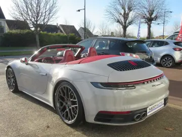Porsche 911 Carrera 4S Cabriolet