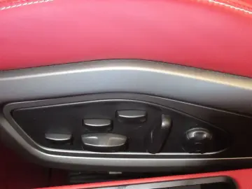 Porsche 911 Carrera 4S Cabriolet