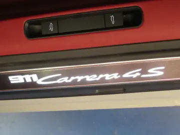 Porsche 911 Carrera 4S Cabriolet