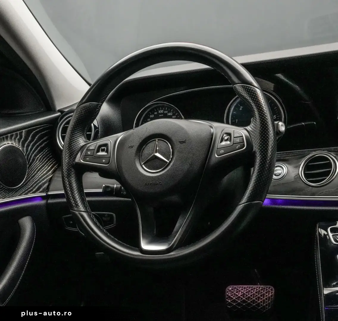 Mercedes-Benz E