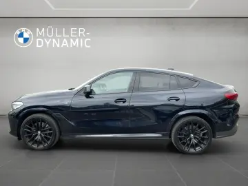 BMW X6 xDrive30d M SPORT PANO AHK HARMAN KARDON RÜCK