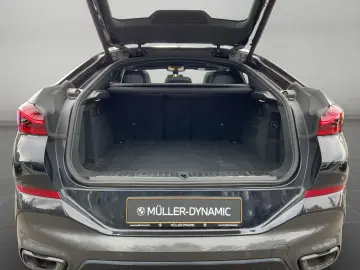 BMW X6 xDrive30d M SPORT PANO AHK HARMAN KARDON RÜCK
