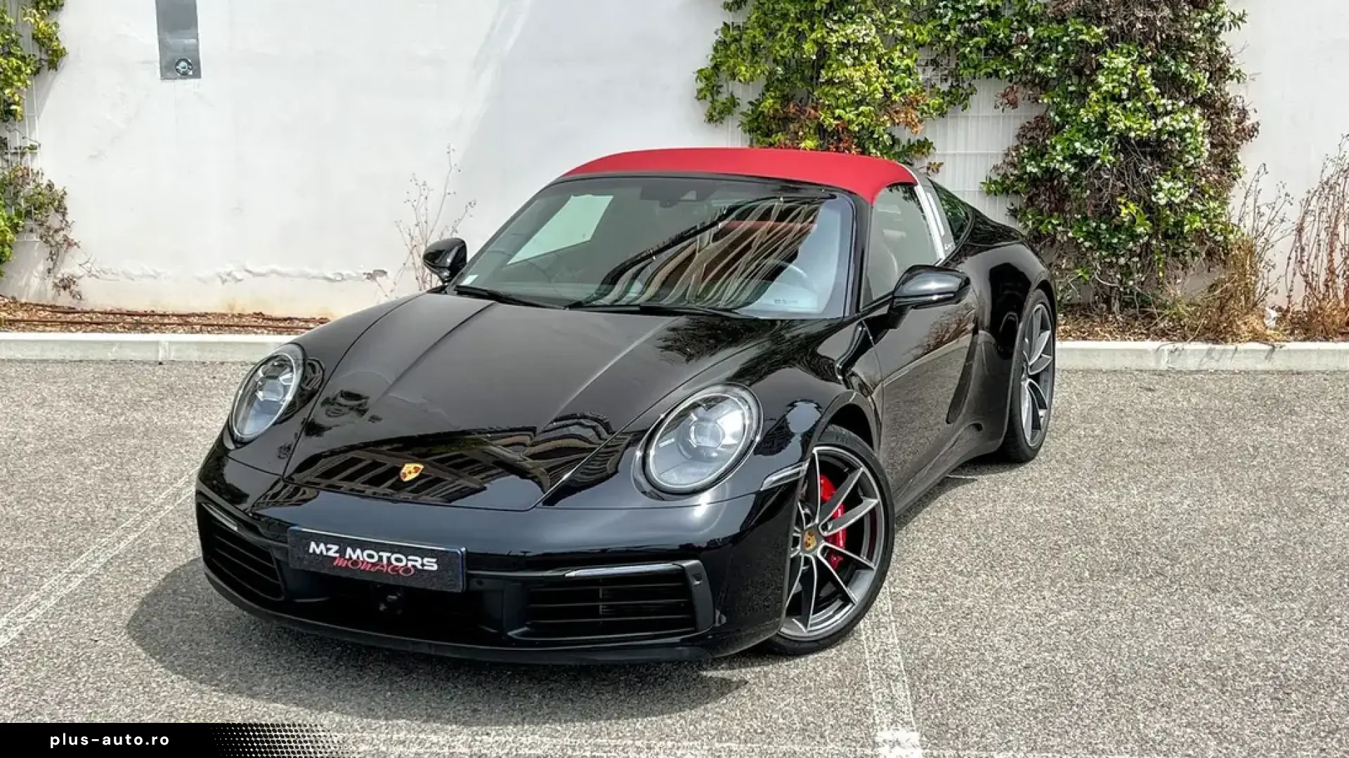 🚀 Porsche 911 Targa 4S (992)