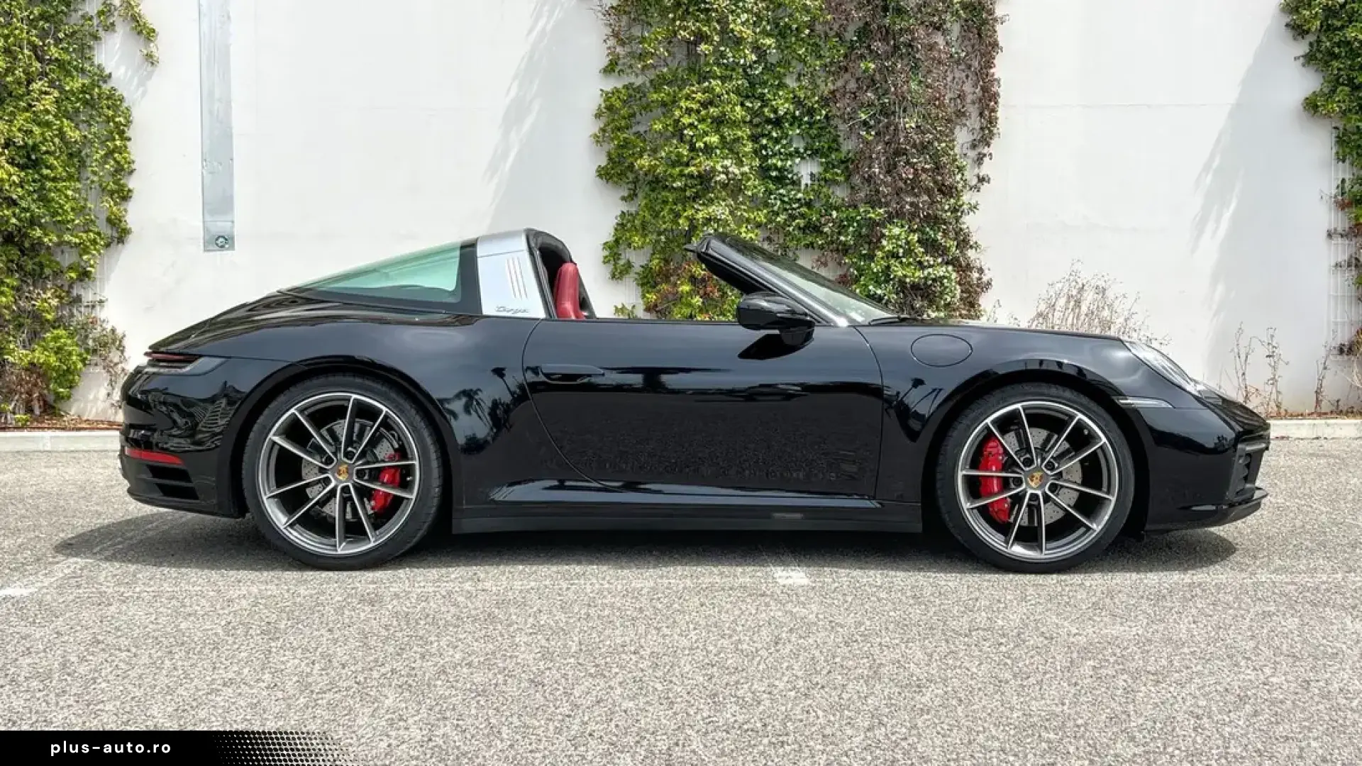 🚀 Porsche 911 Targa 4S (992)