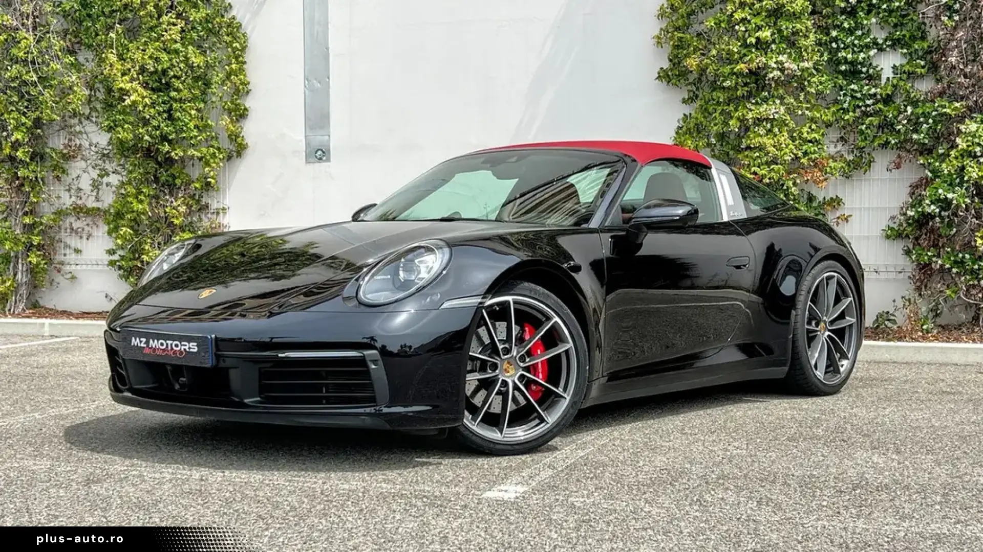🚀 Porsche 911 Targa 4S (992)