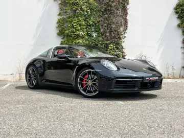 🚀 Porsche 911 Targa 4S (992)
