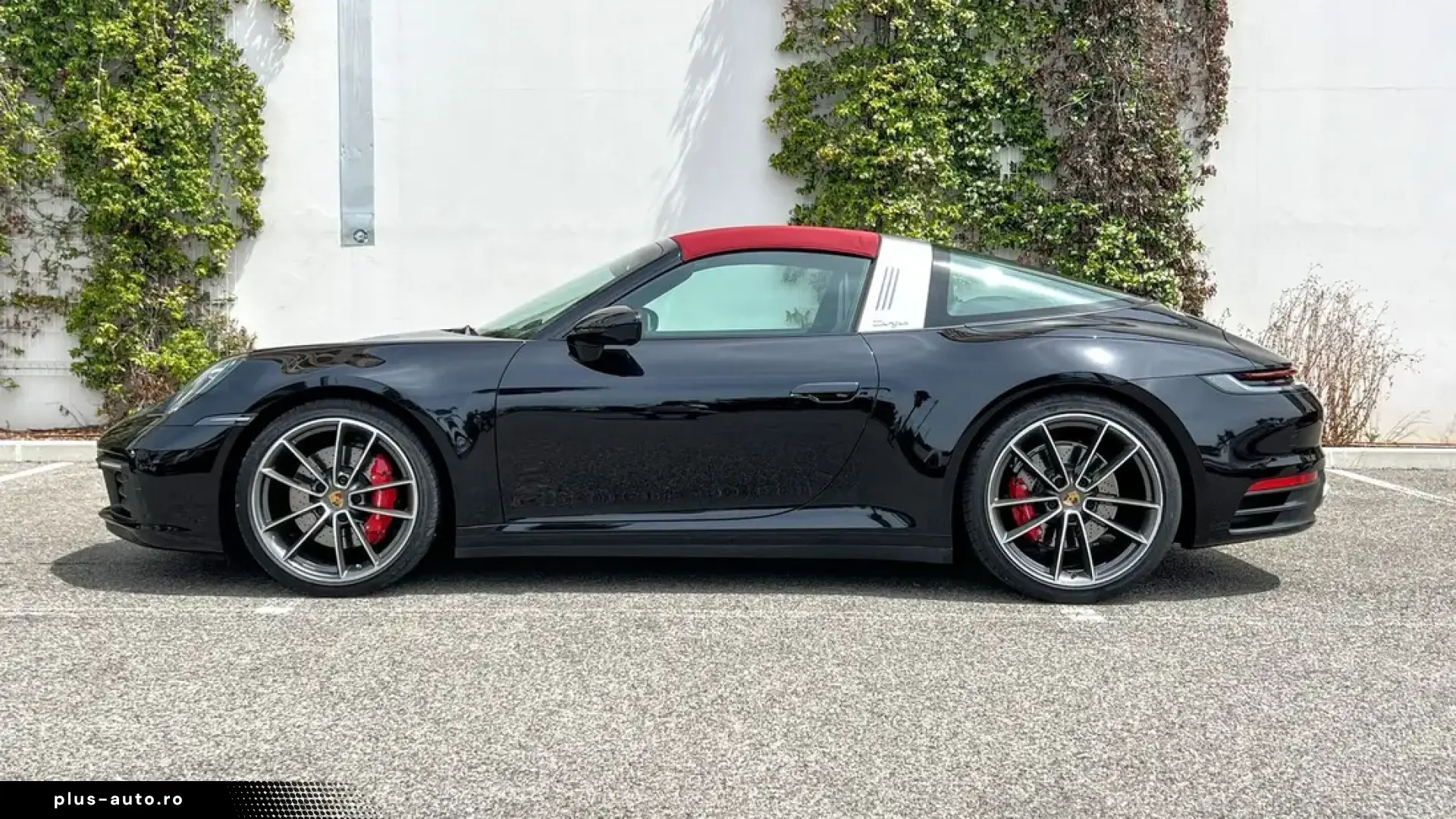 🚀 Porsche 911 Targa 4S (992)