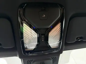 BMW X6 xDrive 30dA M-Sport AHK PANO SHZ Parkass  HUD