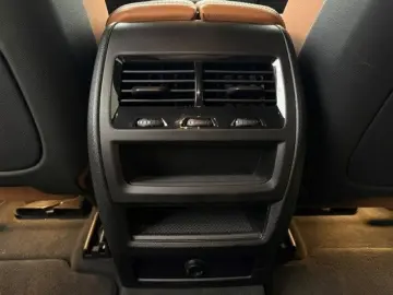 BMW X6 xDrive 30dA M-Sport AHK PANO SHZ Parkass  HUD
