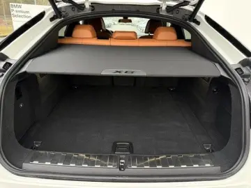 BMW X6 xDrive 30dA M-Sport AHK PANO SHZ Parkass  HUD
