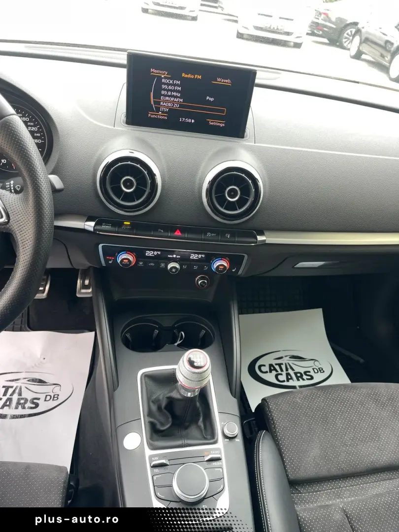 Audi A3  2.0TDI  SLINE  BI-Xenon  Panoramic  Keyless  Distro