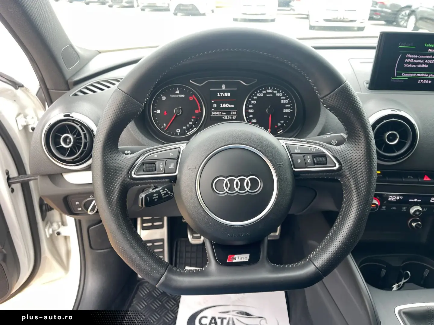 Audi A3  2.0TDI  SLINE  BI-Xenon  Panoramic  Keyless  Distro