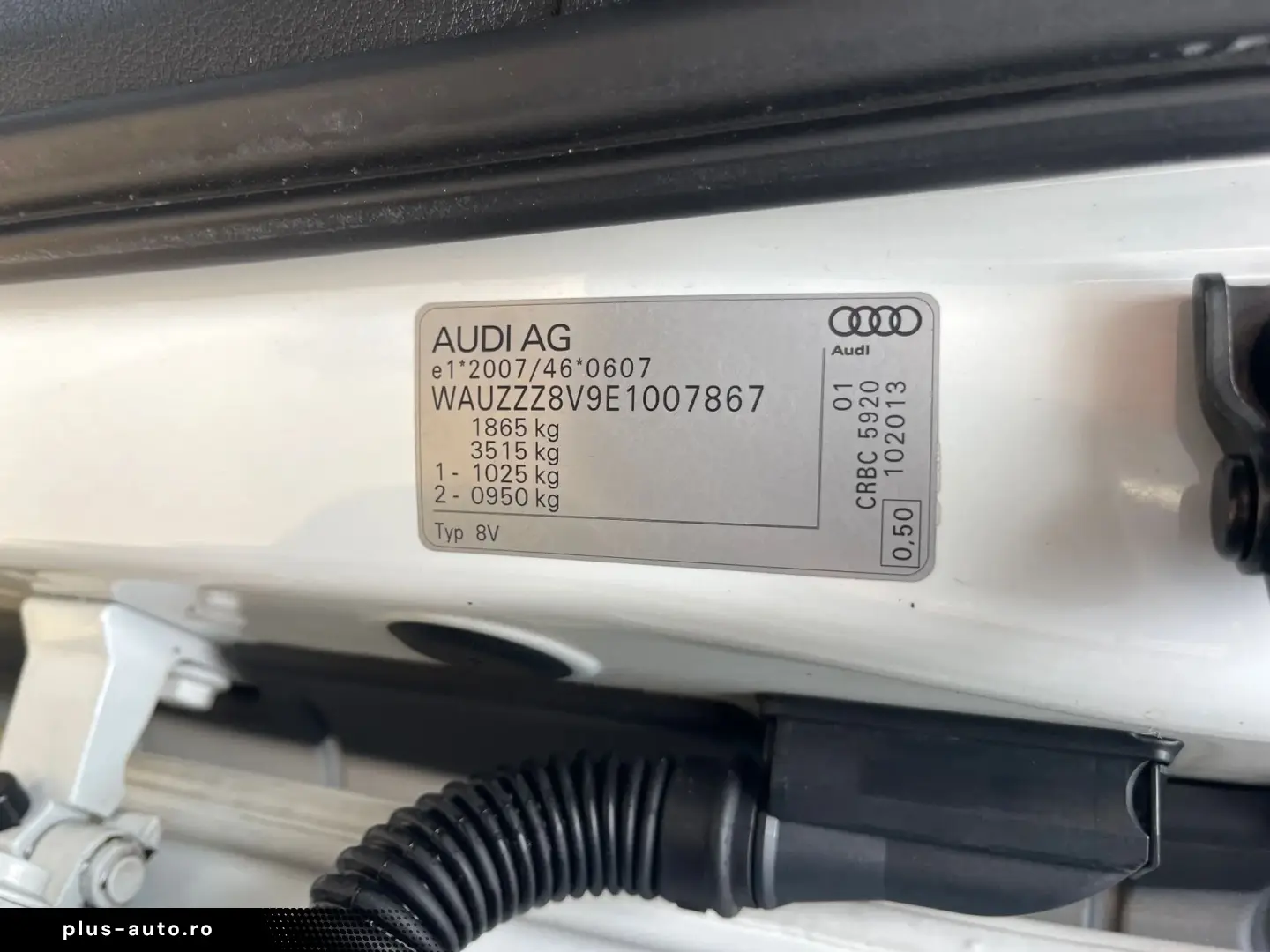 Audi A3  2.0TDI  SLINE  BI-Xenon  Panoramic  Keyless  Distro