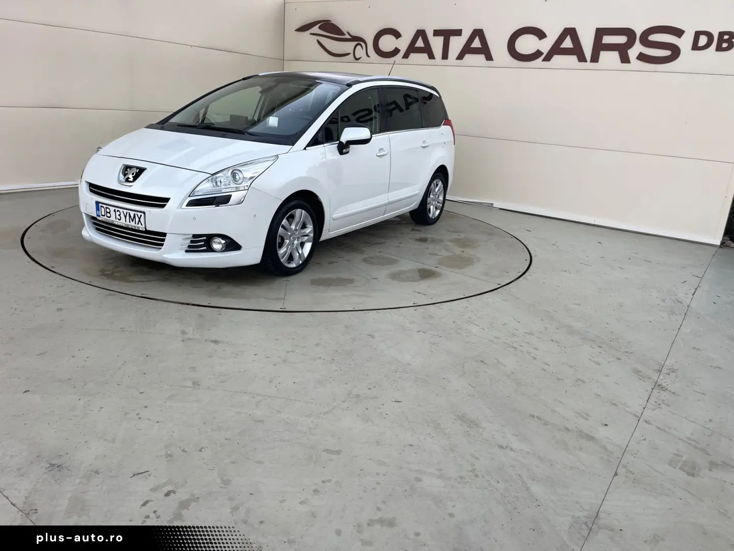Peugeot 5008 2.0HDI  150CP  Panoramic  Navi  Head Up  Pilot