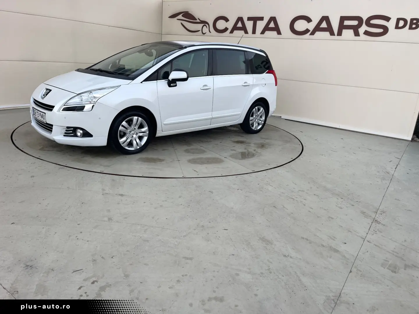 Peugeot 5008 2.0HDI  150CP  Panoramic  Navi  Head Up  Pilot