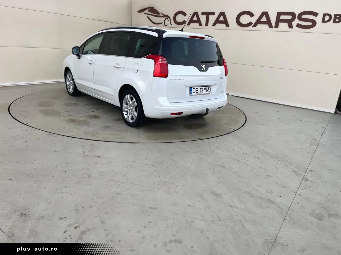 Peugeot 5008 2.0HDI  150CP  Panoramic  Navi  Head Up  Pilot