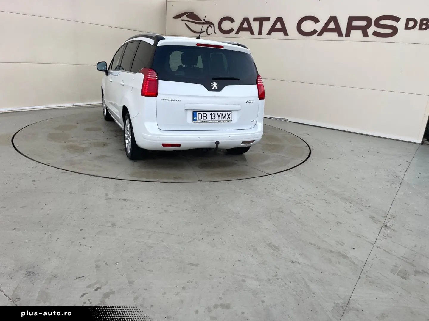 Peugeot 5008 2.0HDI  150CP  Panoramic  Navi  Head Up  Pilot