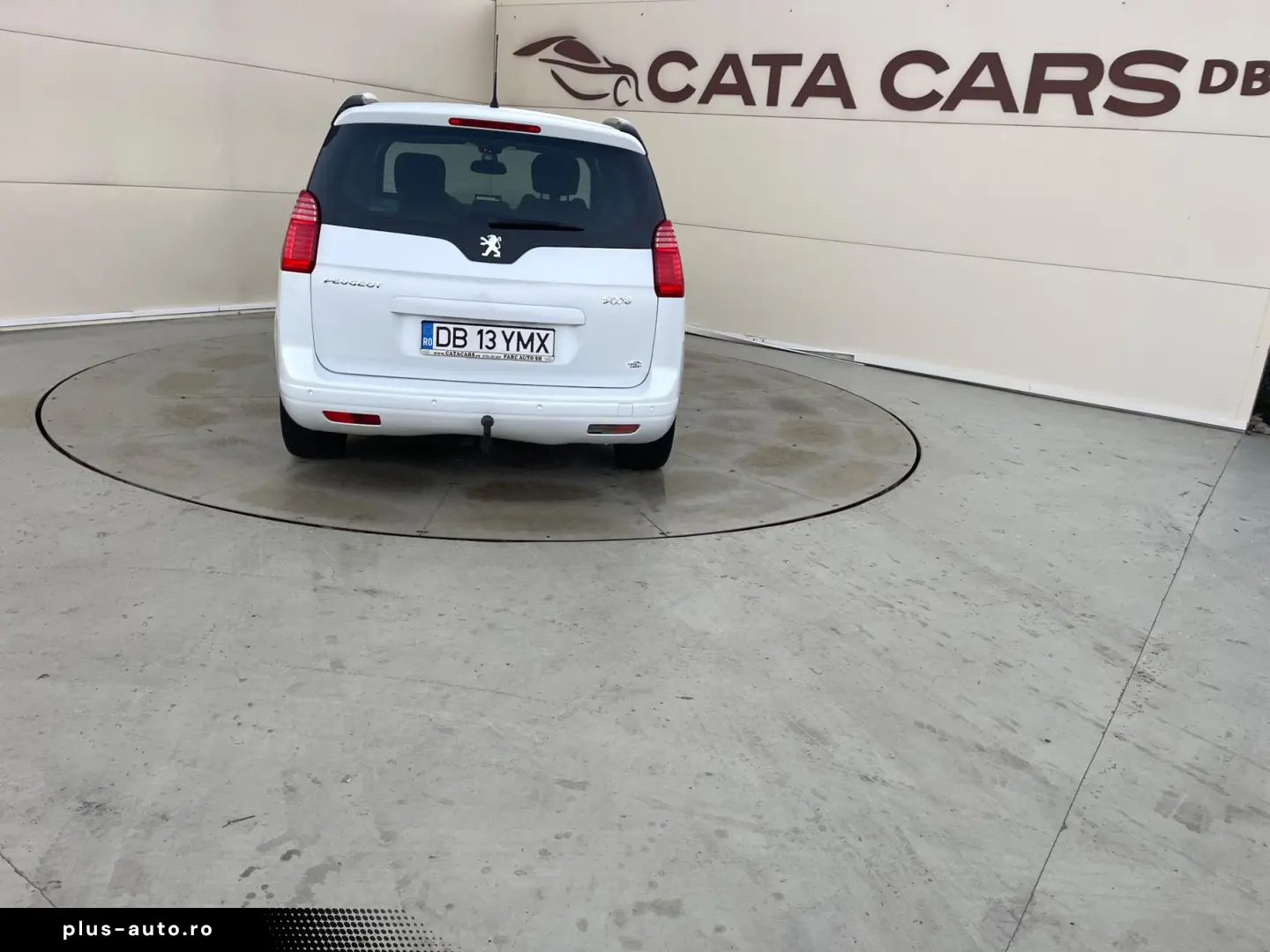 Peugeot 5008 2.0HDI  150CP  Panoramic  Navi  Head Up  Pilot