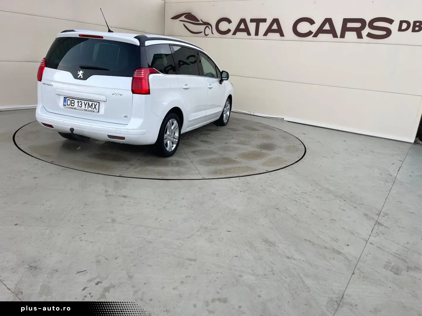 Peugeot 5008 2.0HDI  150CP  Panoramic  Navi  Head Up  Pilot