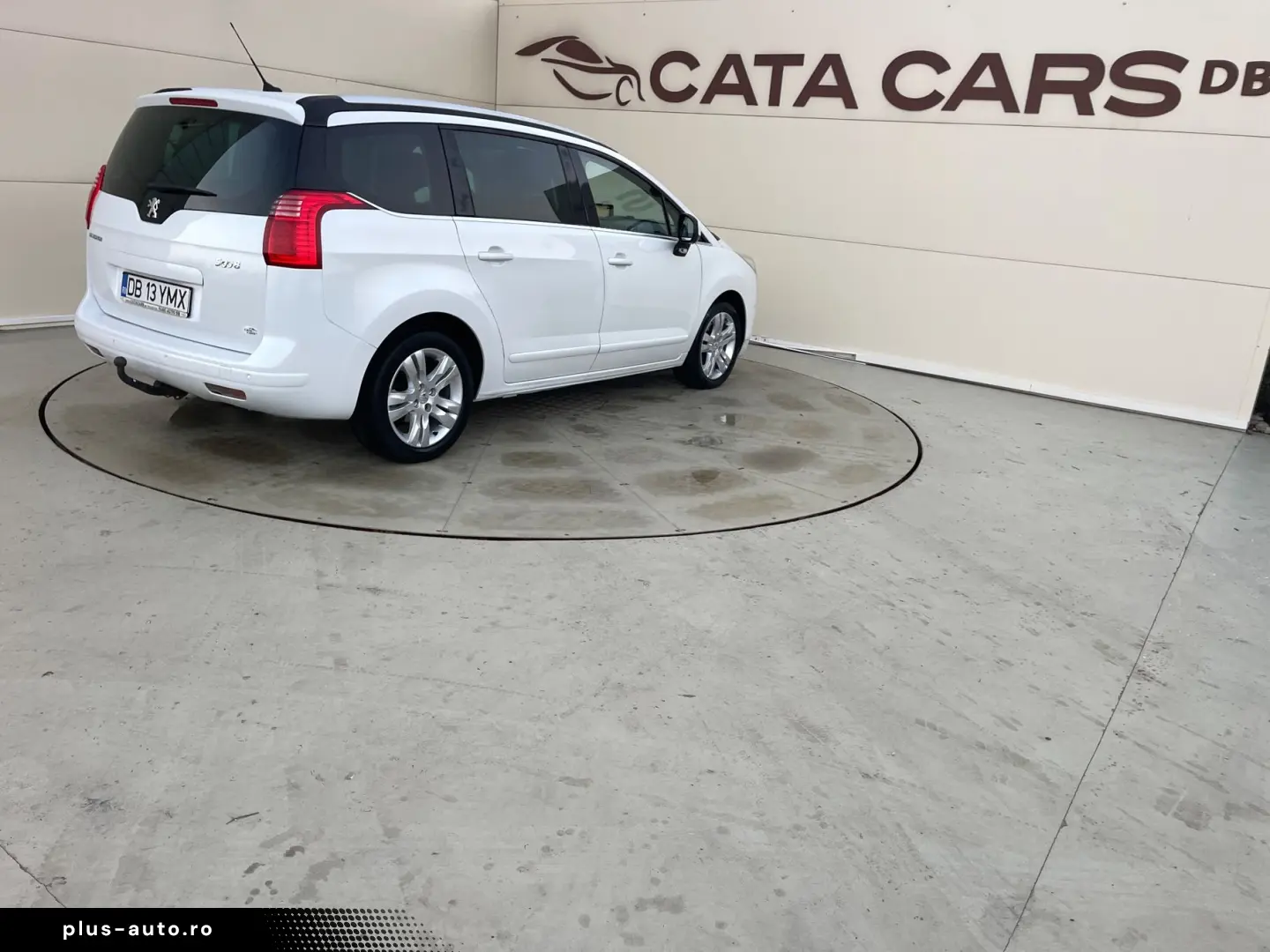 Peugeot 5008 2.0HDI  150CP  Panoramic  Navi  Head Up  Pilot