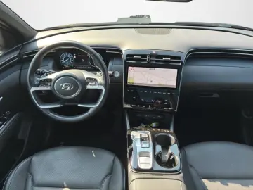HYUNDAI Tucson Prime Plug-In Hybrid El. Panodach Navi Le