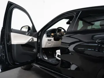 BMW X6 xDrive30d M Sport - 1J BMW Gar. - 279€ mtl.