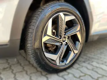 HYUNDAI TUCSON 1.6 T-GDI Trend Plug-In Hybrid 4WD el.HK