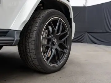 MERCEDES-BENZ G 63 AMG Exclusive Prom NIGHT AHK STANDHZ. SHD