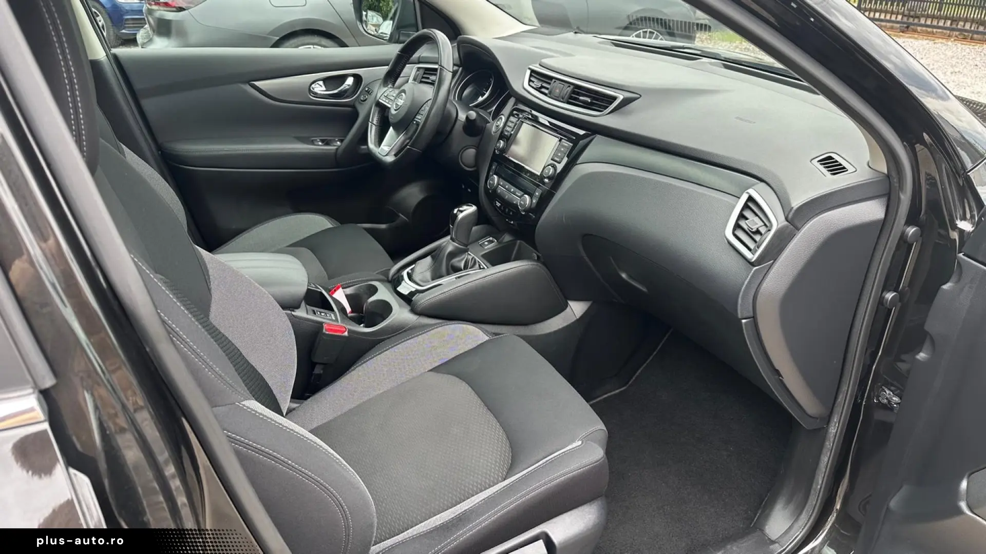 Nissan Qashqai 1.7D 150CP ALL MODE 4X4-I X-TRONIC N-Connecta