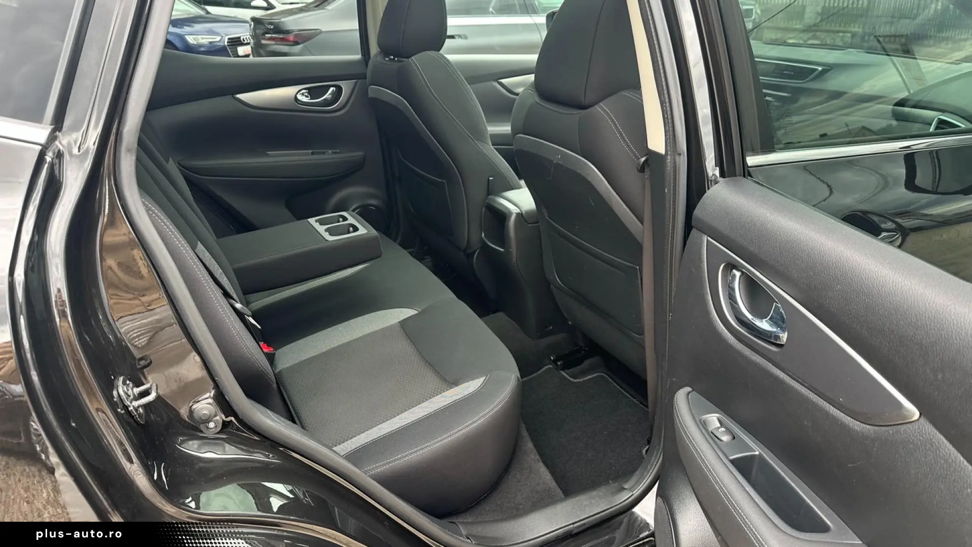 Nissan Qashqai 1.7D 150CP ALL MODE 4X4-I X-TRONIC N-Connecta