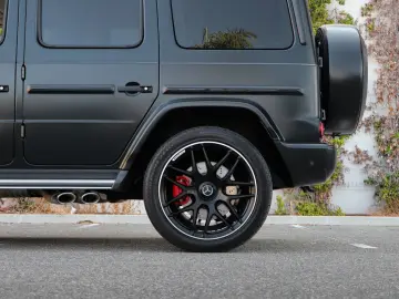 MERCEDES-BENZ G 63 AMG Mercedes-AMG G 63