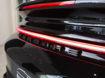 🚀 Porsche 911 Turbo S Cabriolet (992) 650 CP