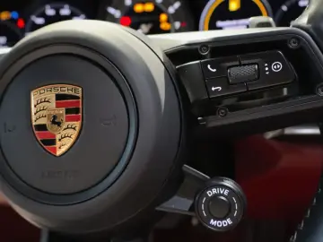 🚀 Porsche 911 Turbo S Cabriolet (992) 650 CP