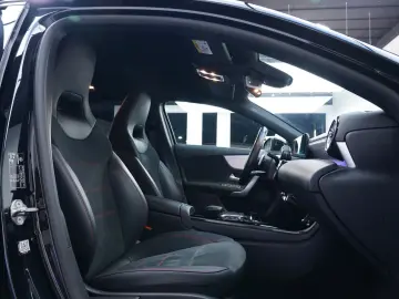 MERCEDES-BENZ A 180 d 3xAMG Distr  8G Nightp KeyGo