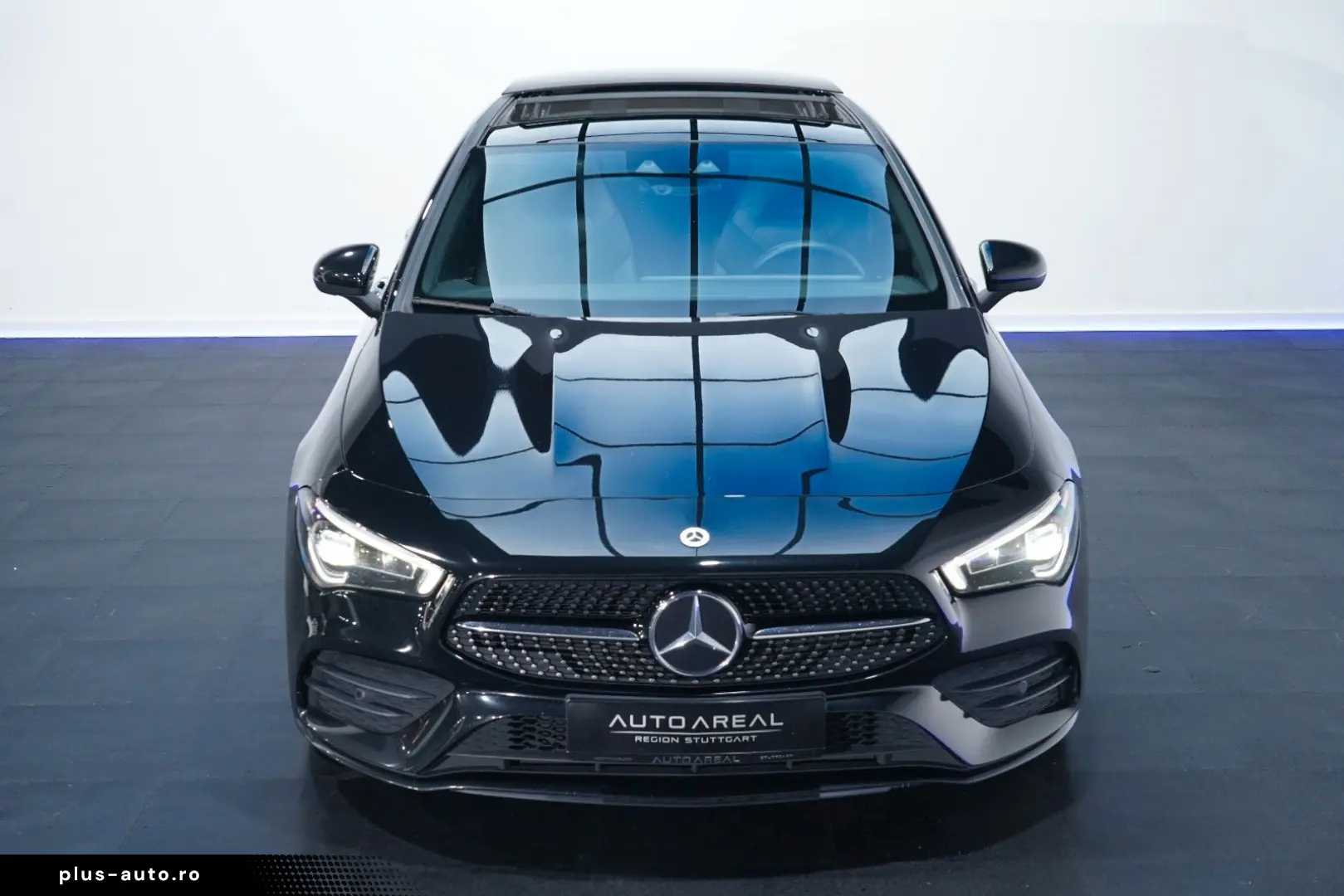 MERCEDES-BENZ CLA 180 3xAMG PANO MEM MBEAM KEYLESS